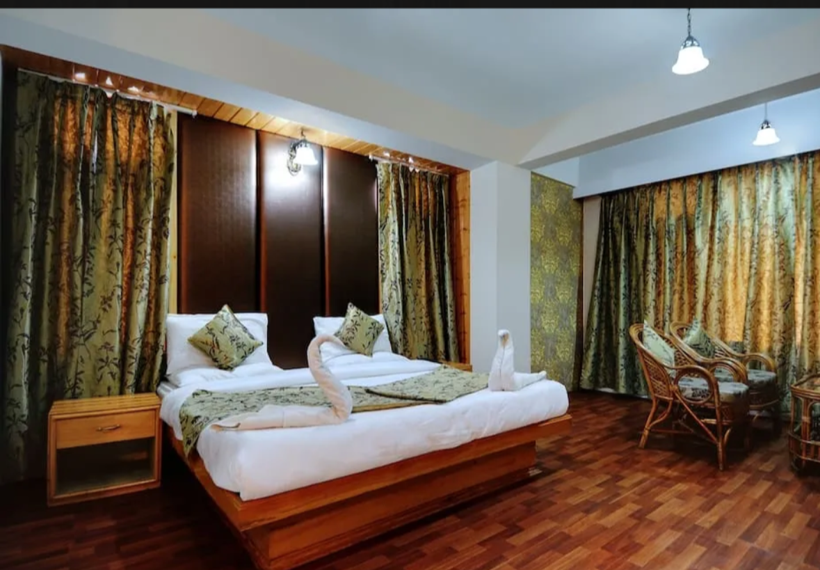 Hotel Royal Batoo Hotel Image