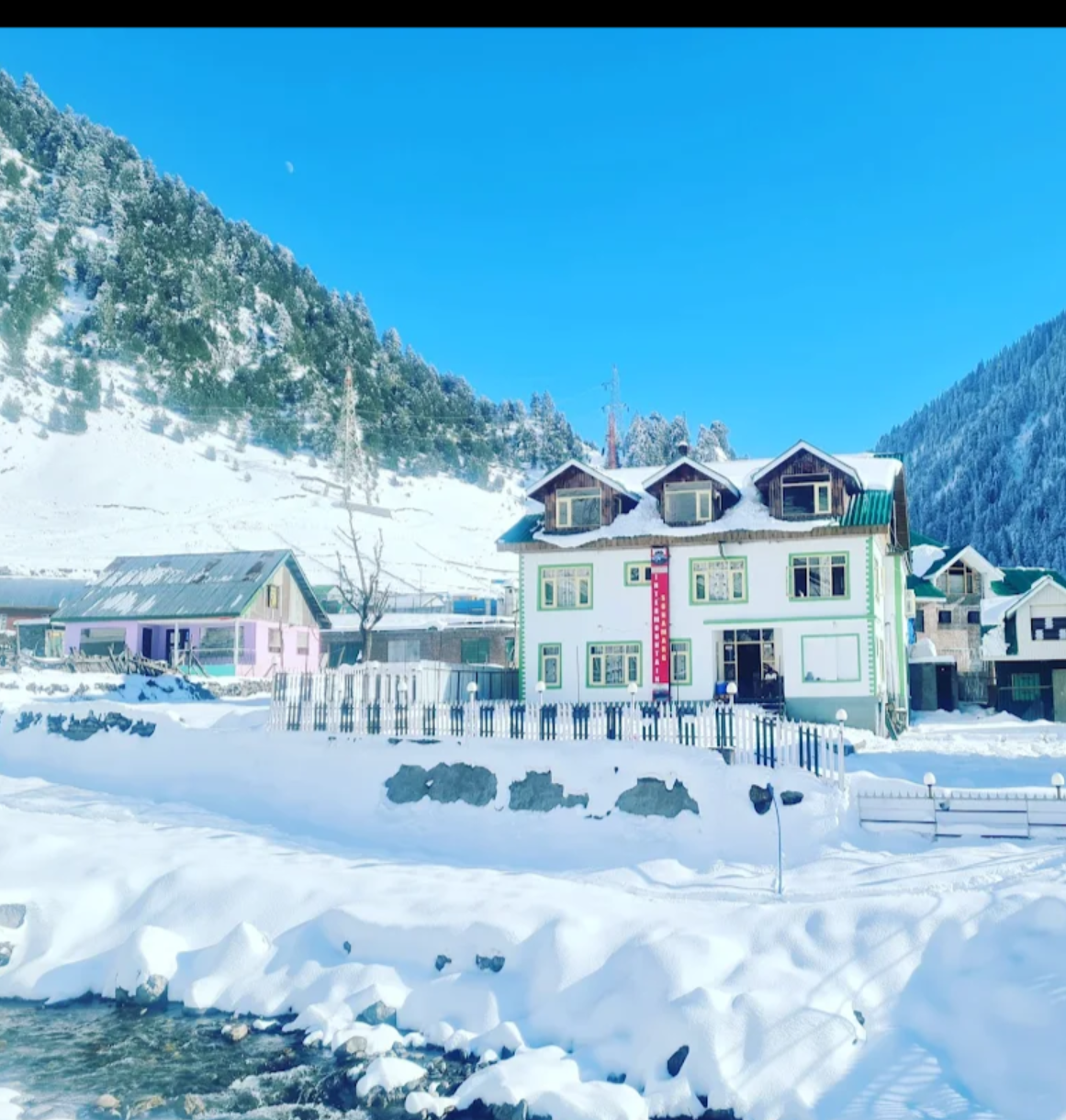 Hotel INTER MOUNTAIN SONAMARG Hotel Image