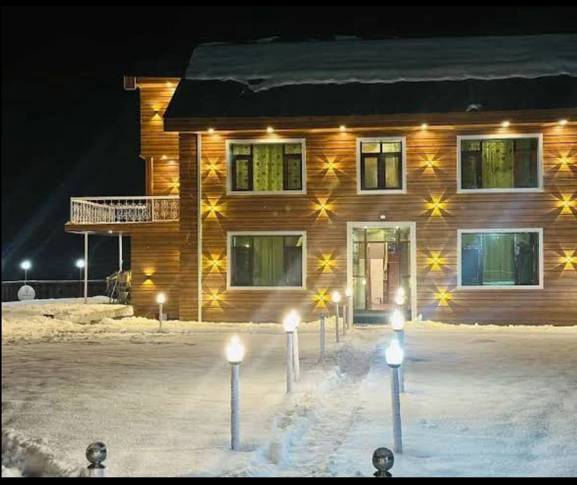 Hotel Thajwas Glacier  Hotel Image