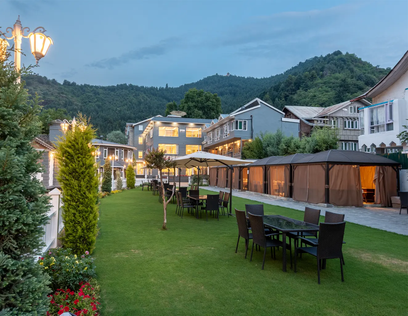 Hotel Grand Boulevard Hotel Image